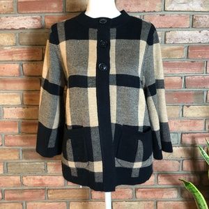 Hampshire Studio Black & Tan Plaid Three Button Cardigan with Pockets in Size M